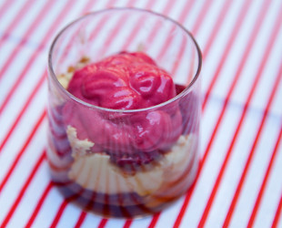 Arty cheesecake / Raspberry Woos